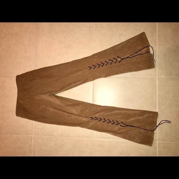 New Arrival Hot KISS” lace up back of pants Small - Picture 3 of 6